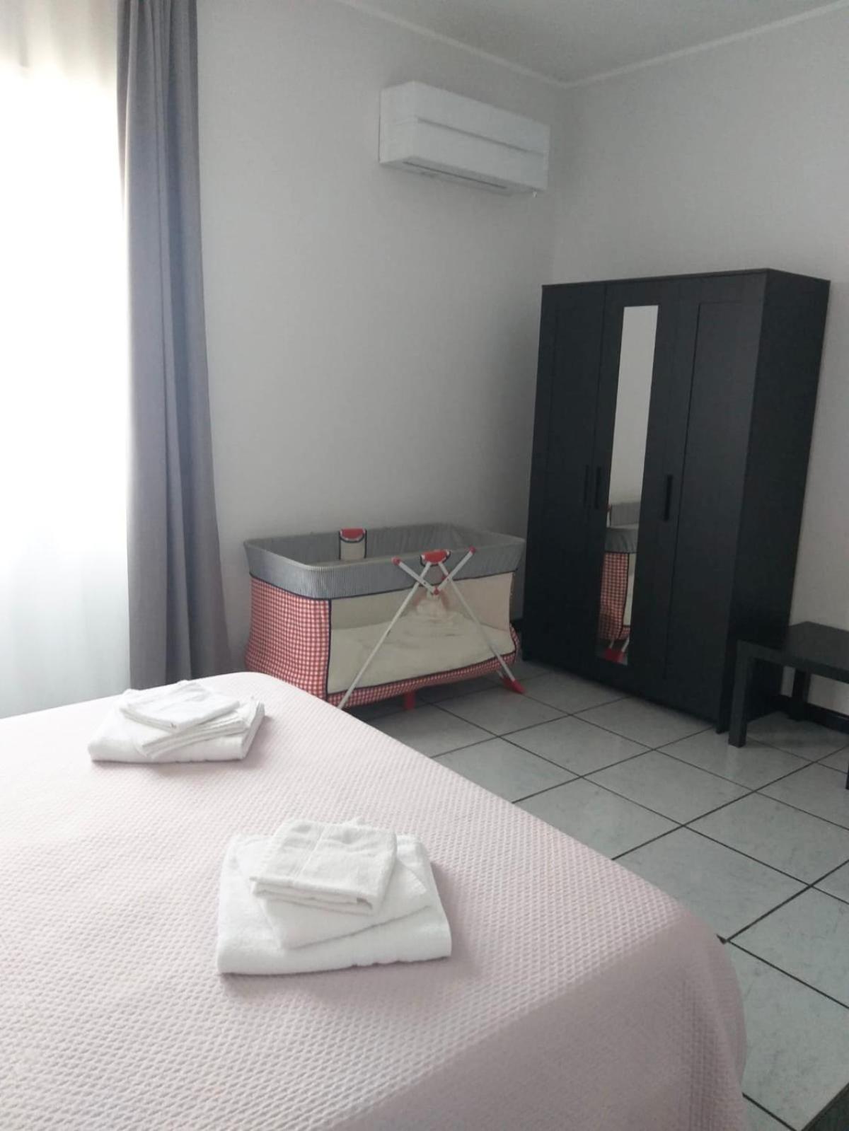 Il Girasole Apartman Catania Kültér fotó